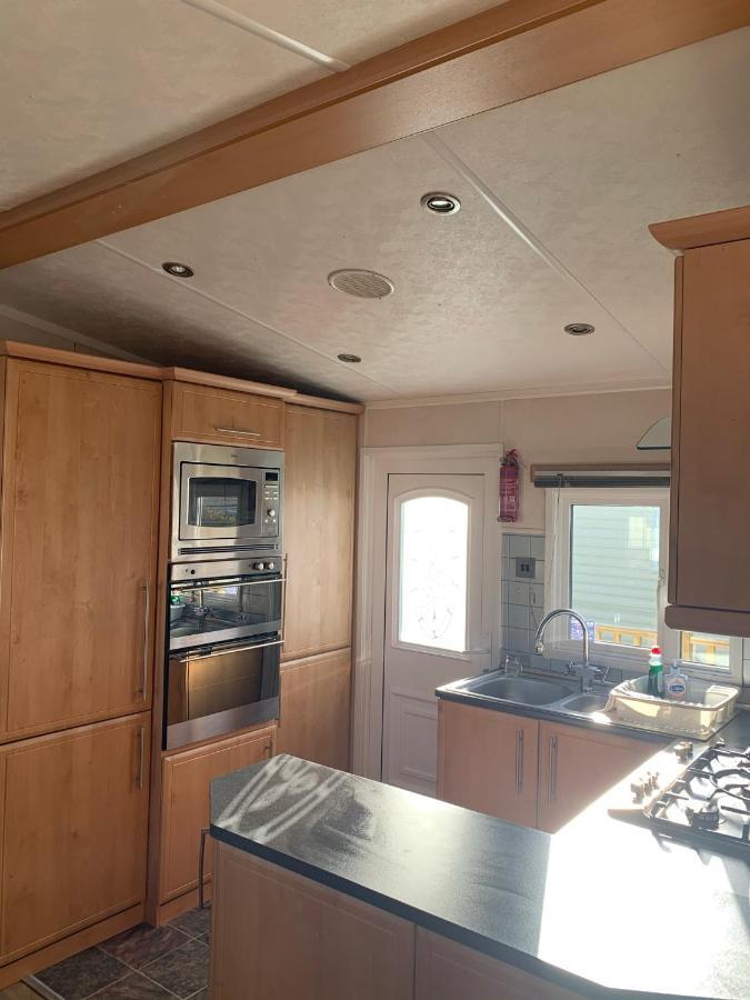 Immaculate 2-Bed Lodge In Monreith Нютън Стюарт Екстериор снимка